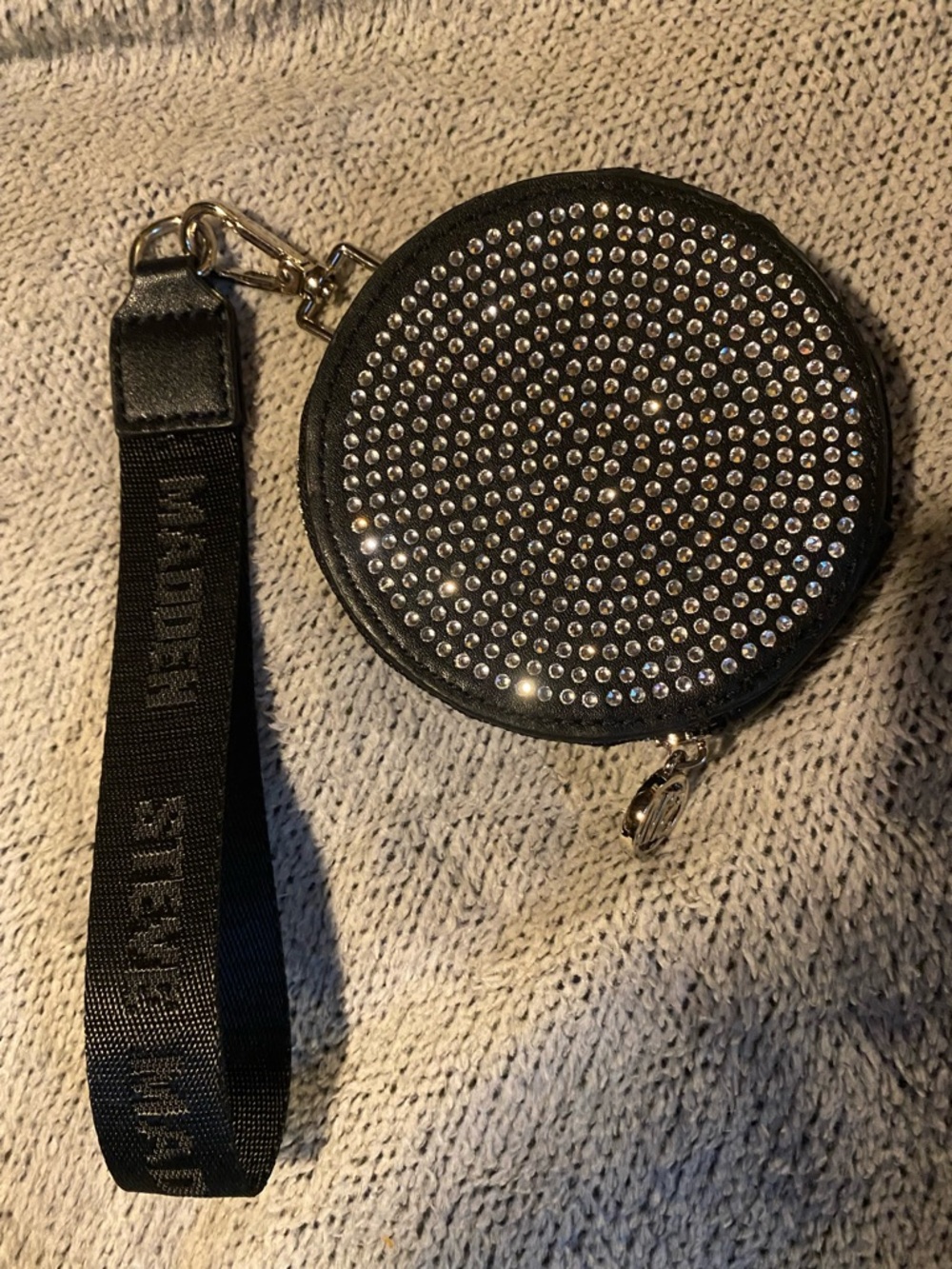 STEVE MADDEN- Black Round Wristlet Coin Case with Logo Strap